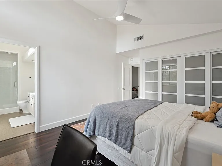 4372 Park Vicente — Photo 33