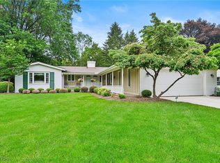 30122 Ednil Dr, Bay Village, OH