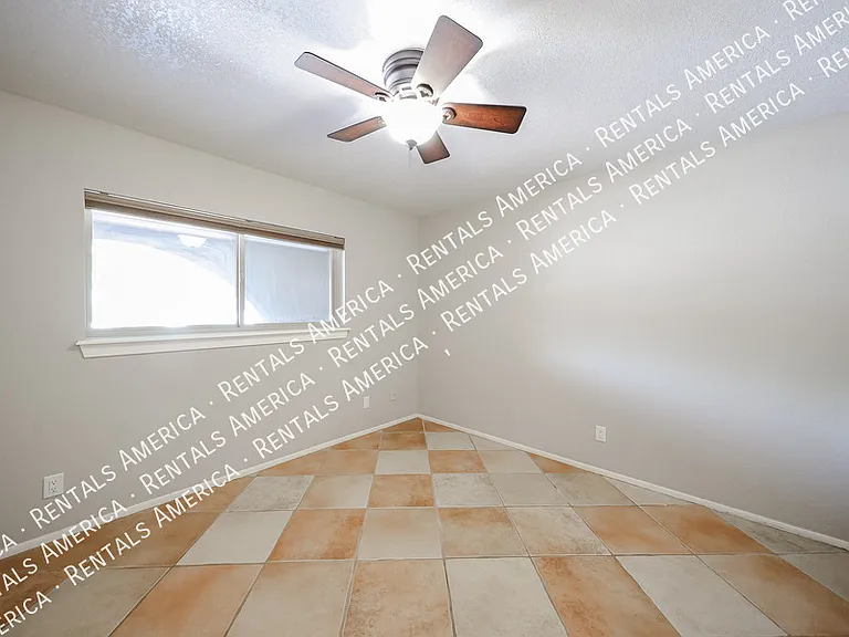 15811 E Richwood Ave — Photo 23
