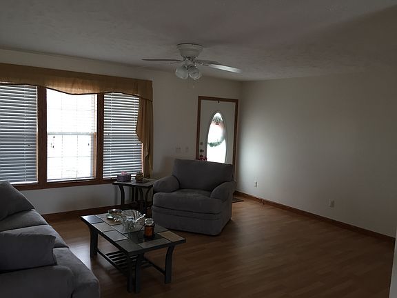 4th image of 1529 Coventry Ln