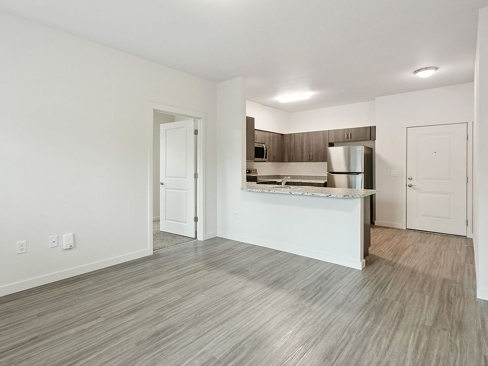 Introducing Newberg's newest community! Call Crestview Crossing your