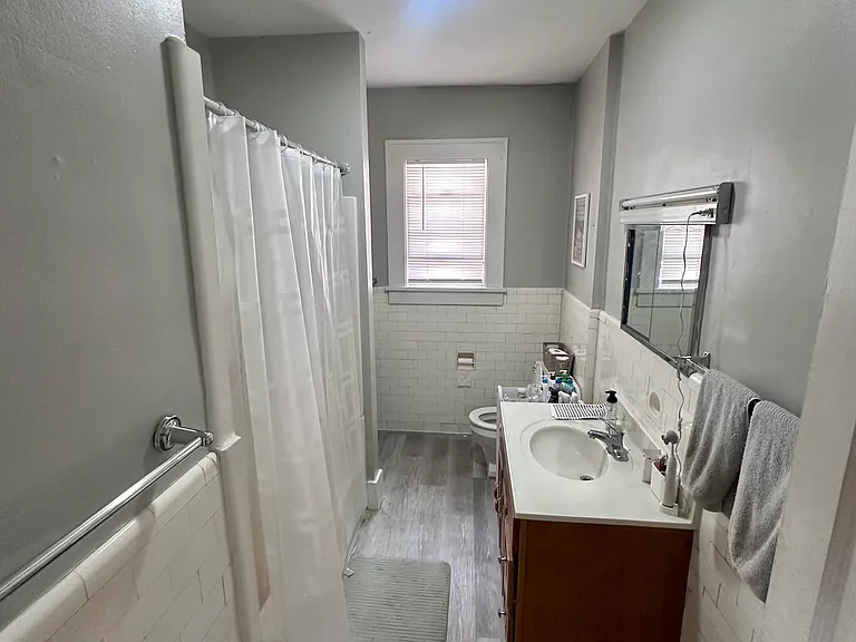 152 Milburn St #2 — Photo 10