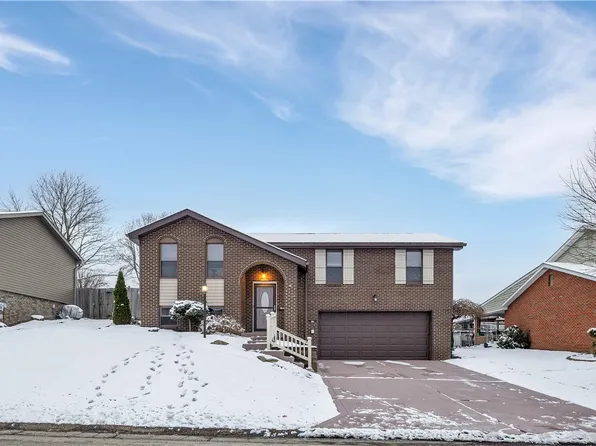 124 Macbeth Dr, Lower Burrell, PA 15068