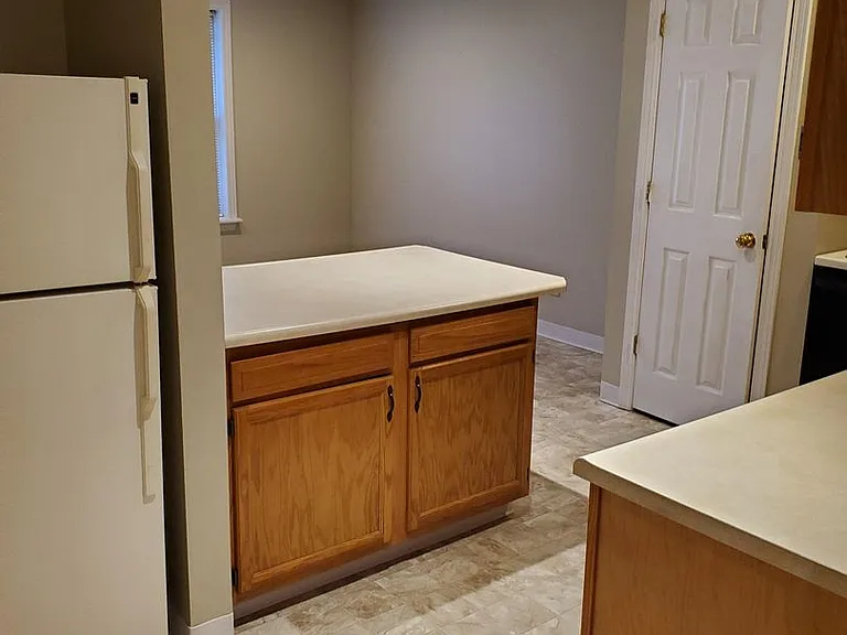 Willow Wood Apartment Homes — Photo 41