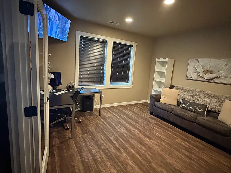 12272 W Oneida St — Photo 5