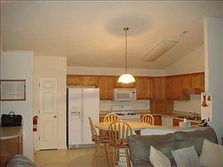3rd image of 3920 Gray Pond Ct