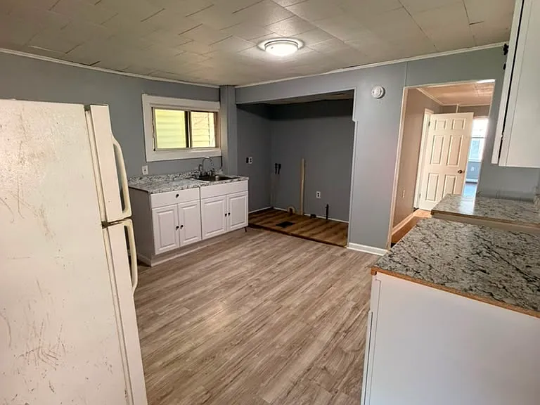 460 5th Ave #1 — Photo 3