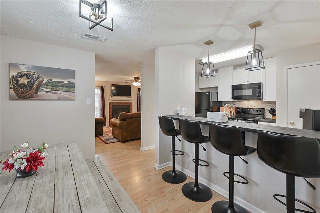 3011 Bluestem Dr, College Station, TX 77845 MLS 24014856 Zillow