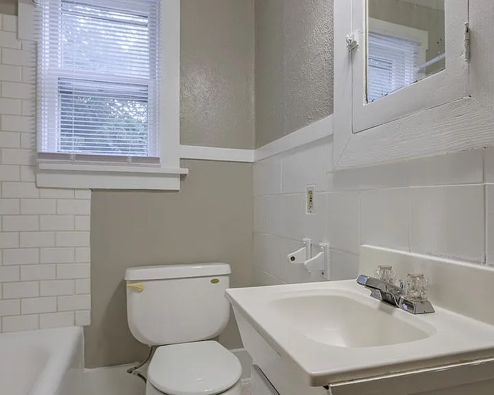 3310 Jackson St — Photo 21