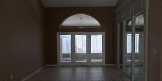 3rd image of 701 Oak Park Dr
