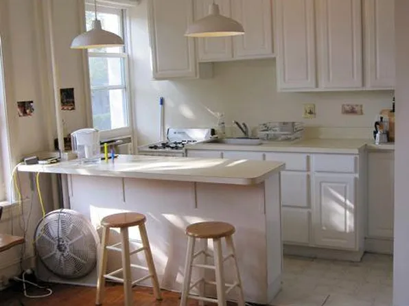 1103 C St SE APT 24, Washington, DC 20003