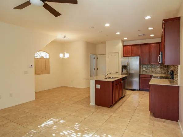 2390 E Blue Diamond Dr, Tucson, AZ 85718
