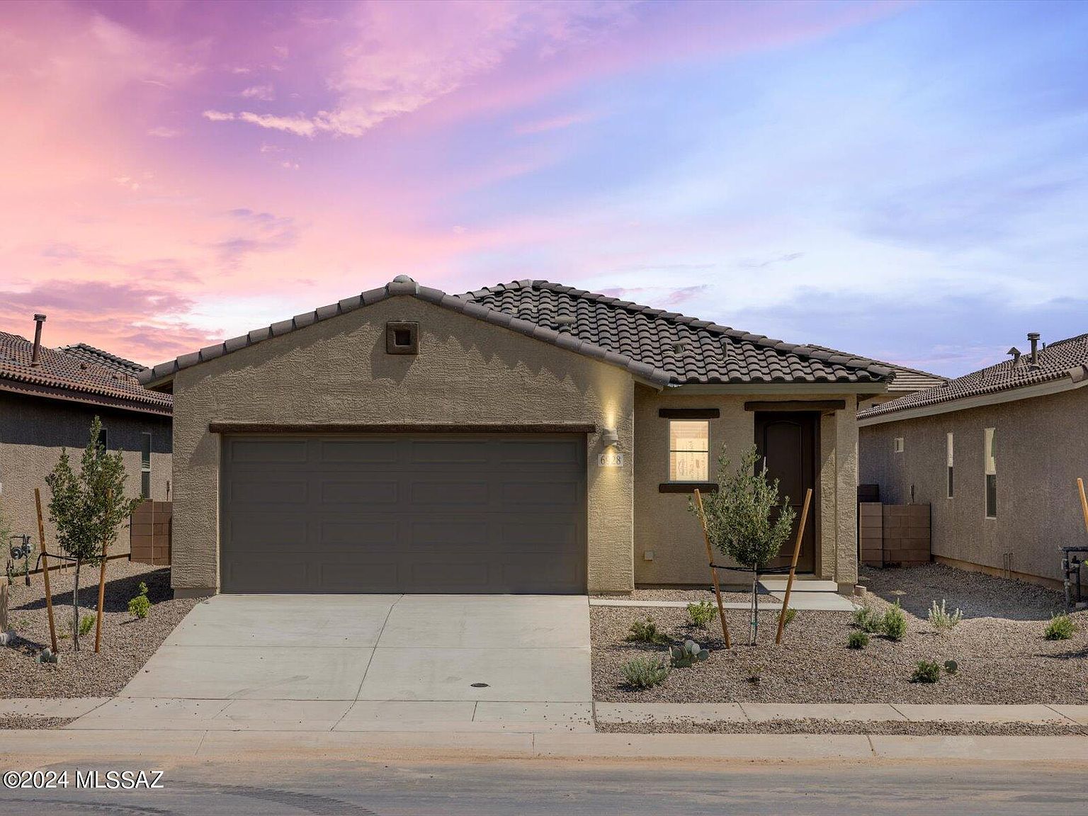 Vivienne Westwood
PAINTED ベレー帽 Vivienne Westwood Necklace Mayfair silver C:80cm T:4.2cm w