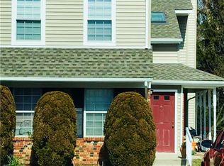 72 Sharon Ct #72, Old Bridge, NJ 08857