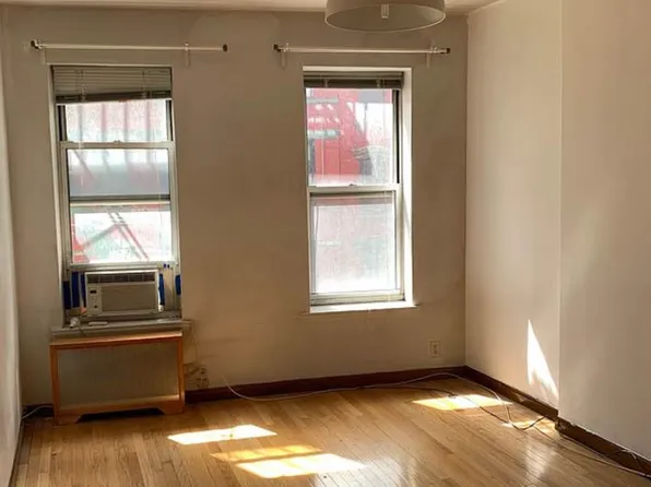 18 Mott Street image 6 of 11