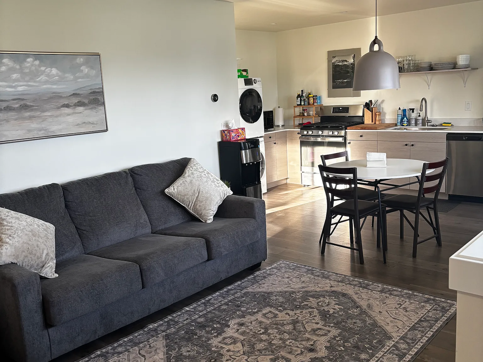 1 bed, 650 sqft, $2,100 — Photo 4