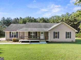 48 Loyd Smith Rd, Lexington, GA 30648