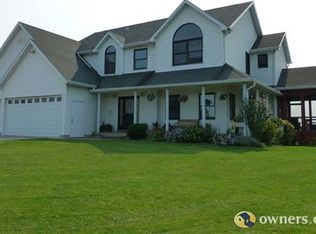 2097 Vail Ave, Muscatine, IA 52761