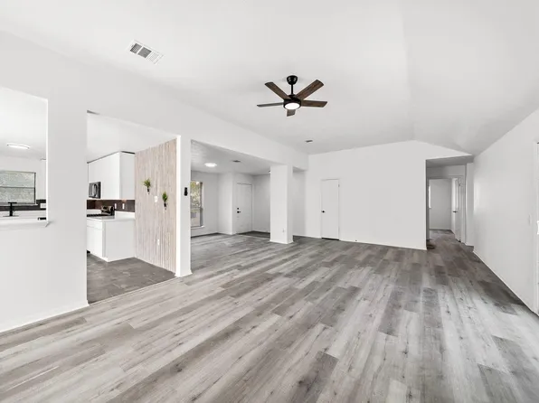 1022 Western Meadows Dr, Katy, TX 77450