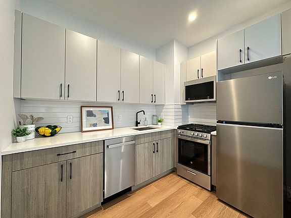 2nd image of 509 Martin Luther King Dr #49E
