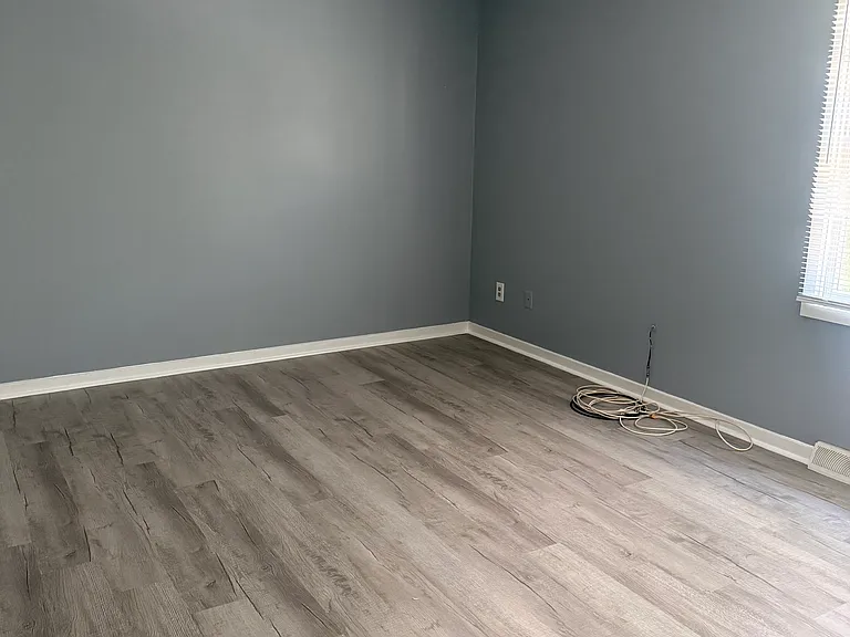 222 Knightsmanor Ct — Photo 13