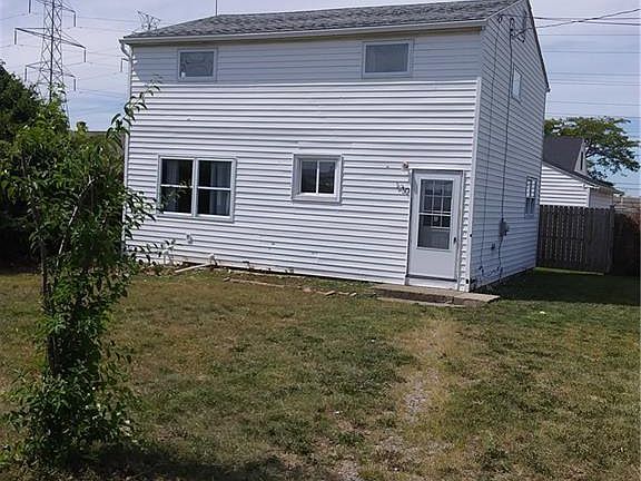 2nd image of 130 Sawyer Ave