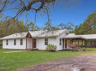 31 Go Go Rd, Poplarville, MS 39470