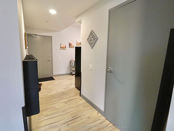 4th image of 77 Leland St #422