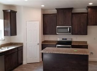 2713 Texas St, Greenville, TX 75401