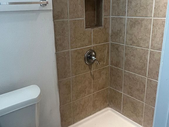 3rd image of 752 Nolte Dr #5