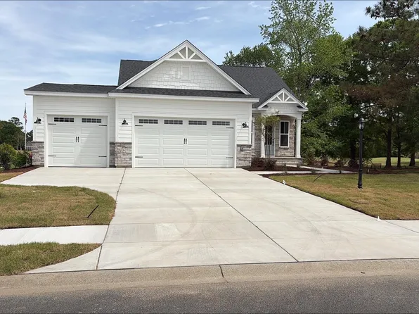 1061 Edenton Drive, Calabash, NC 28467