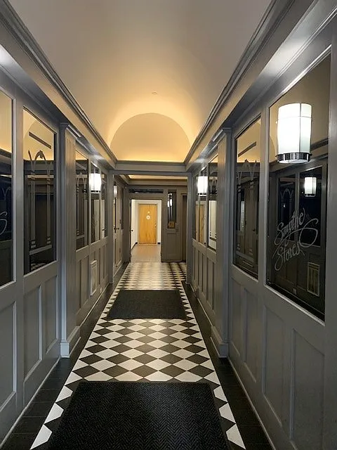 Smythe's Stores — Photo 2