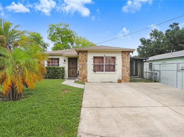2610 E 32ND AVENUE, TAMPA, FL 33610