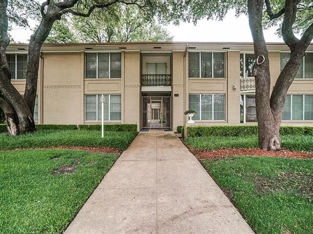 1st image of 11152 Valley Dale Dr #A