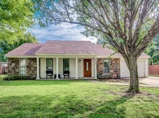 2570 Country Trail Dr, Memphis, TN 38133