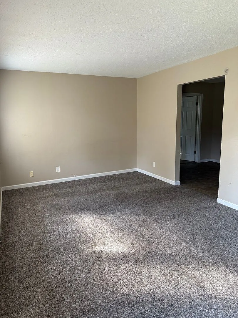 Move in Ready! — Photo 2