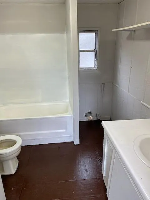 8905 Figland Ave — Photo 2