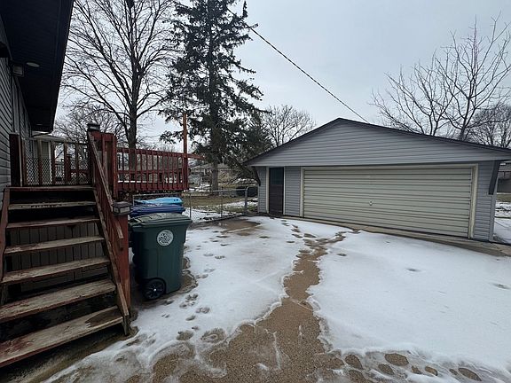 3rd image of 2510 W 9th St