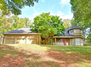 94 River Point Dr, Lagrange, GA 30240