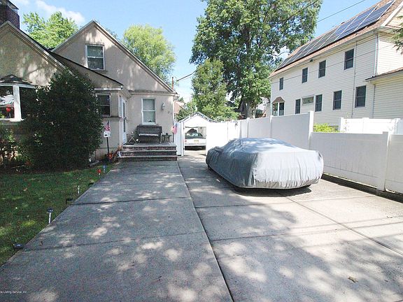 4th image of 97 Whitehall St
