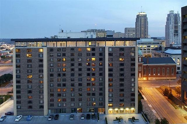 metropolitan building