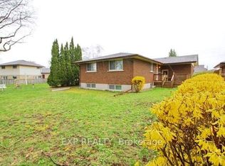 358 Adelaide Ave E, Oshawa, ON L1G 2A1