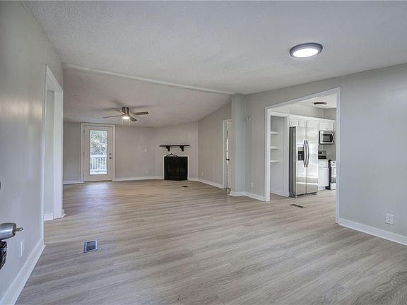 4th image of 137 Wendy Hill Rd SE