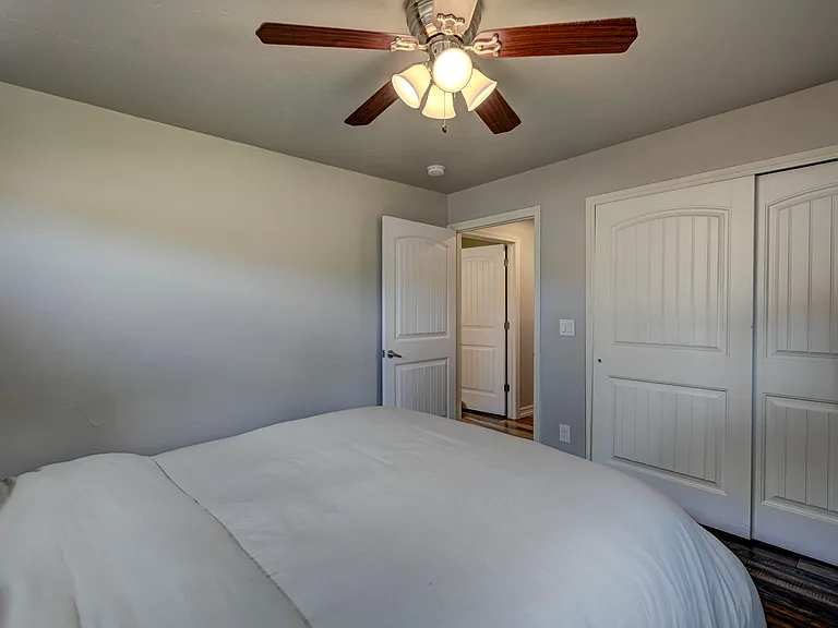 135 Hayes Dr — Photo 19