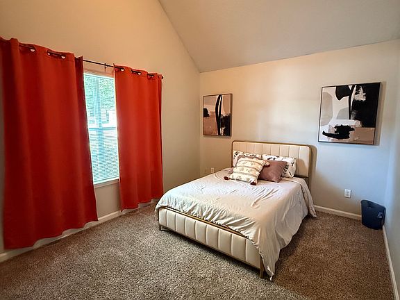 4th image of 8684 Goswell Dr