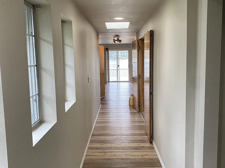 677 Lake Island Ave SE — Photo 2