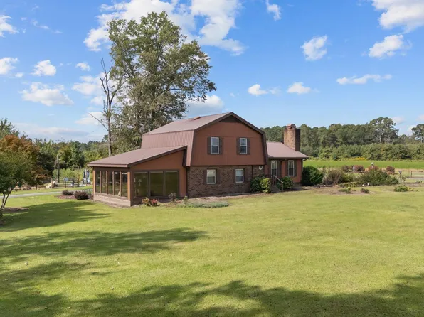 7756 Brogden Rd, Smithfield, NC 27577