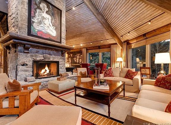 2nd image of 422 Centennial Cir