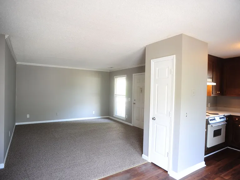 6203 Friar Tuck Dr NW — Photo 6