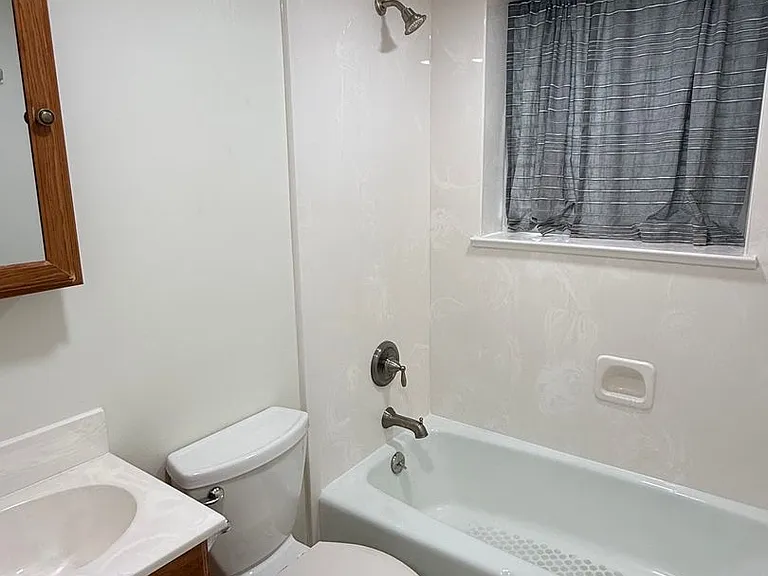 54 W Clearfield triplex — Photo 7